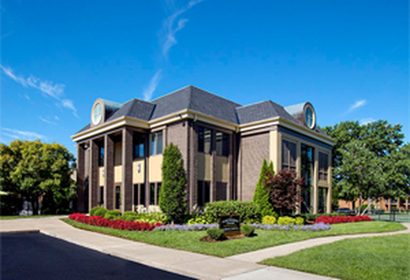 Hurstbourne Grand Apartments Community Image